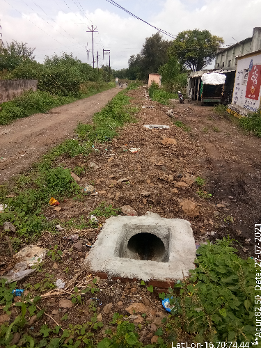 अंतर्गत रस्ते काँक्रीटीकरण व गटार बांधणी