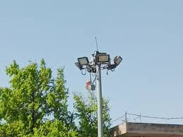 गावात हायमास्ट दिवे बसवणे (High-Mast Lights)
